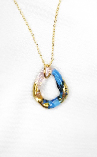 Dwukolorowy wisior "Amorphic"