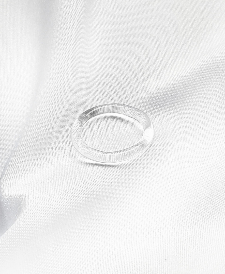 Minimalistyczny pierścionek - obrączka Minimalistyczny pierścionek - obrączka