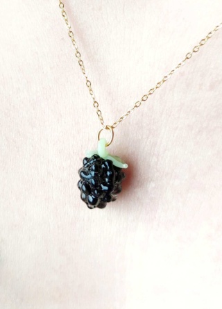 Naszyjnik czarna jeżyna "Sweets"