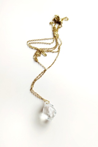 Naszyjnik kropla "Lumea"