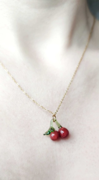 Naszyjnik czerwona wiśnia "Sweets"