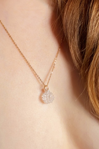 Wisiorek z kulką "Crystal"