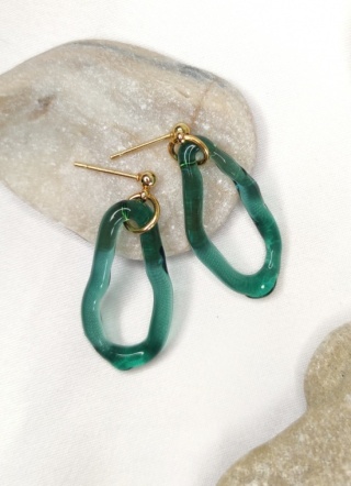 Długie zielone kolczyki "Amorphic"