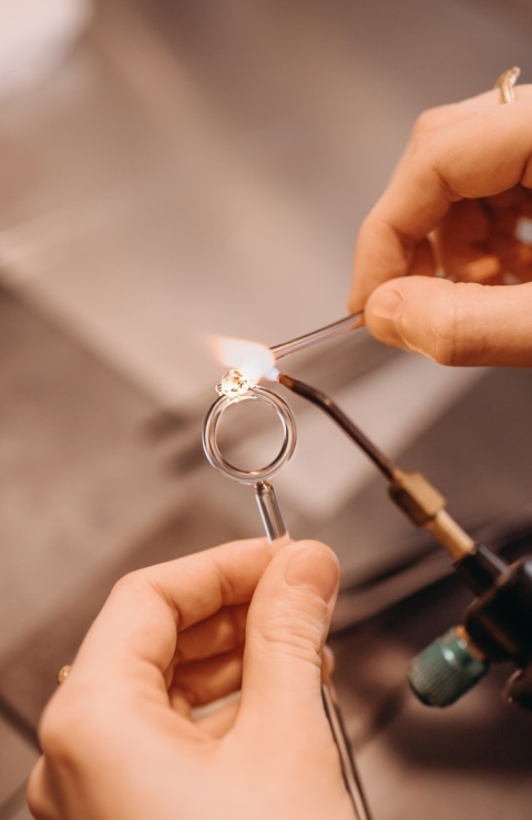 Indywidualne warsztaty z formowania szkła w ogniu palnika