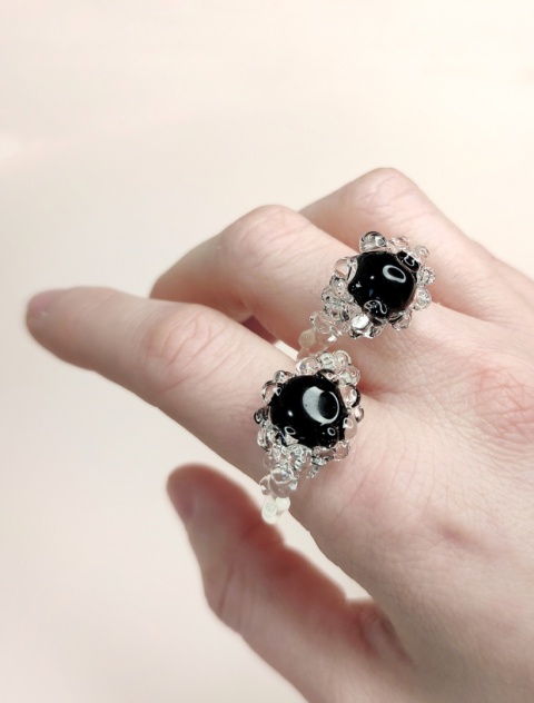 Pierścionek "Nereida" czarny