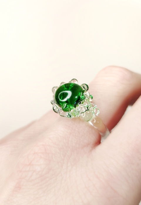 Pierścionek "Nereida" zielony